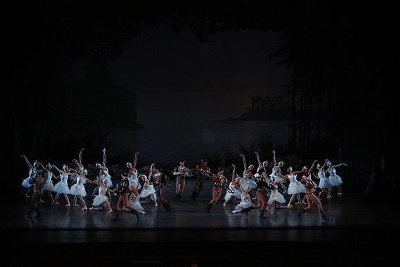 20151022_MCB_Swan_Lake_DR_WD_Arsht__75A6780