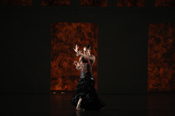 20150212_Carmen_Dress_Reh_9C7C1039