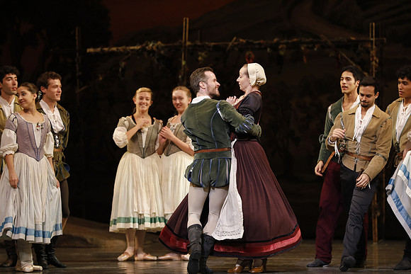 20161020_MCB_Giselle_2Cast_Act1_no Makeup_DRDA_Arsht_73A0106