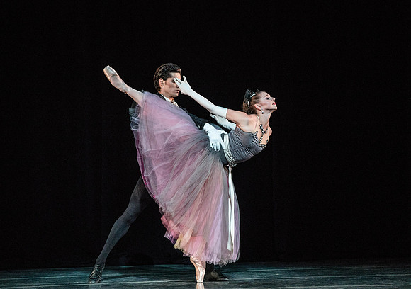 20180405_La Valse_Balanchine_Ravel__73A4381