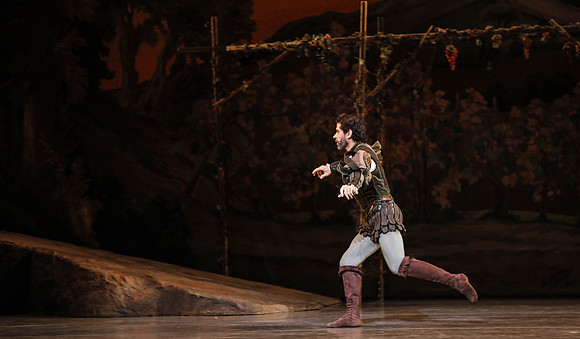 20161020_MCB_Giselle_Act1_DRDA_Arsht_73A3386