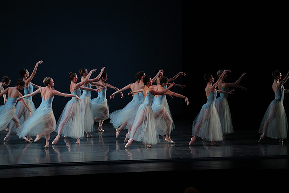 20170114_Serenade_Preformance_Tricia_Jeanette_Emily_Saturday_MCB_9C7C0091