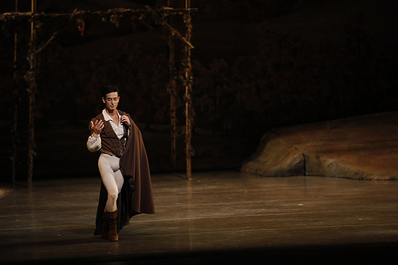 20161023_MCB_Giselle_Act1_3Cast_Jennifer_Laurent_Arsht__73A1412