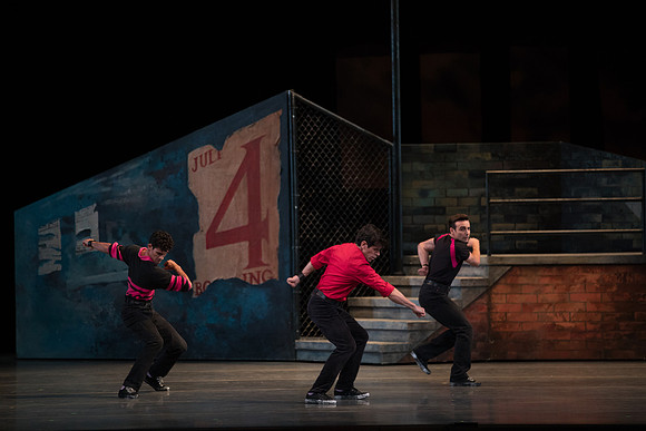 20180111_West_Side_Story_Suite_73A7197