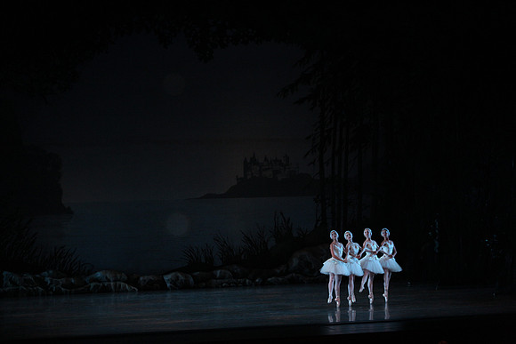 20151025_MCB_Swan_Lake_2Cast_Arsht_IMG_0071