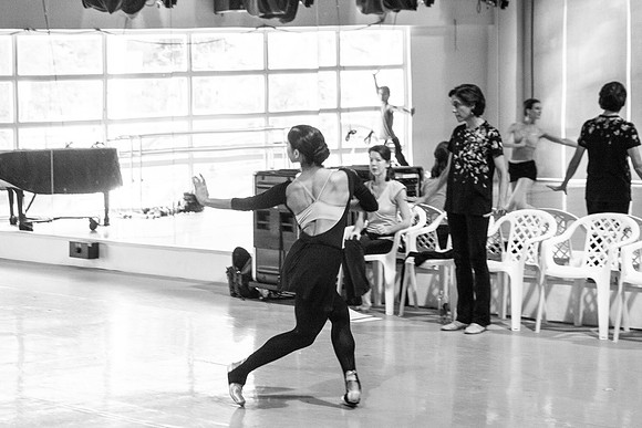 20120918_Apollo_Studio Lourdes20120918_T1936x1288-55639