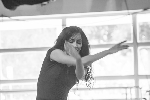 20120920_T1936x1288-57546