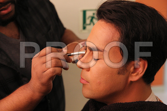 20150226_The_Pearl_Fisher_Backstage_Makeup_9C7C0416