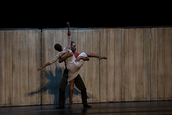 20170223_Alvin_Ailey_Walking_Mad_PR_Closeup_G3P1536