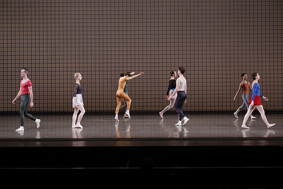20170113_Glass_Pieces_no Makeup_DR_MCB_Arsht__73A0344