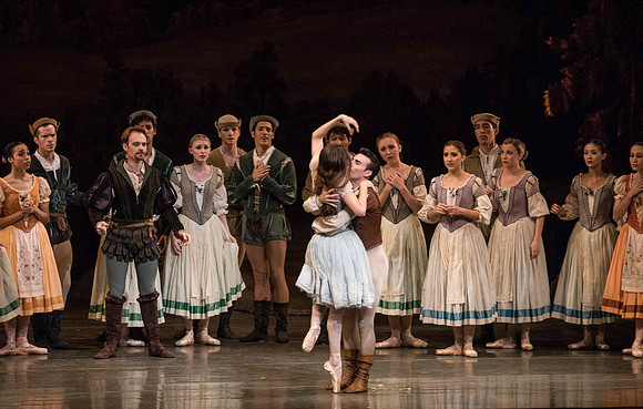 20161022_MCB_Giselle_Act1_2Cast_Tricia_Arsht_73A9316