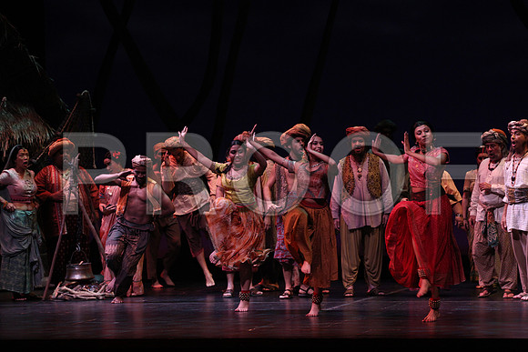 20150226_The_Pearl_Fisher_Act_29C7C0727