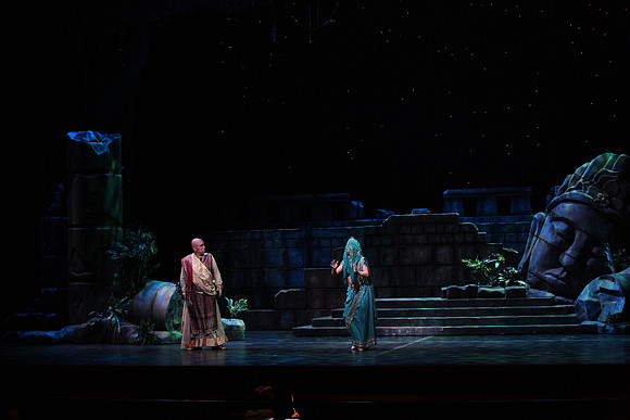 20150226_The_Pearl_Fisher_Act_39C7C1644