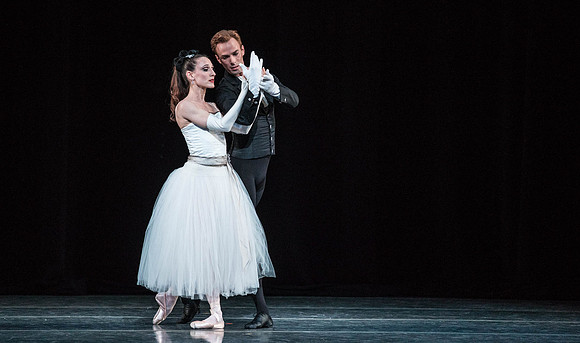 20180405_La Valse_Balanchine_Ravel__73A4794-2