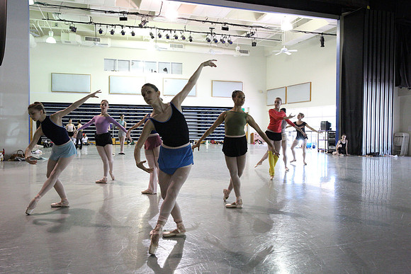20150312_MCB_Raymonda_Variations_Studio_Arnold_9C7C6359