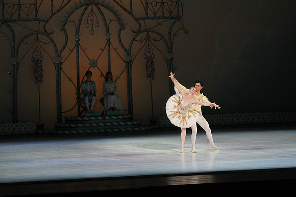 20141223_Nutcracker_ARTC_Pasdedeux_AL1B5756