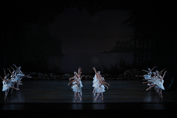 20151022_MCB_Swan_Lake_DR_WD_Arsht__75A6925
