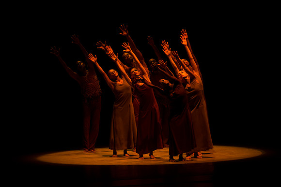 20170223_Alvin_Ailey_Revelations_PR_Closeup_G3P4744