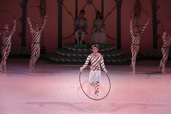20141229_Nutcracker_WPB_Hoops_CG3P1439