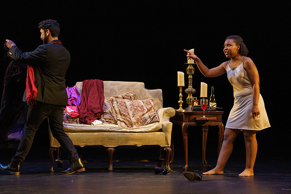 20210129_Three_Decembers_DSC6629