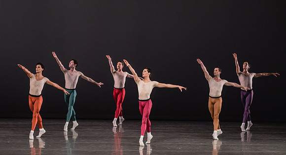 20170113_Glass_Pieces_Akhnaten_PR_MCB_Arsht_73A0872
