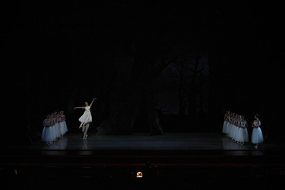 20161020_MCB_Giselle_Act1_DRSH_75A1557