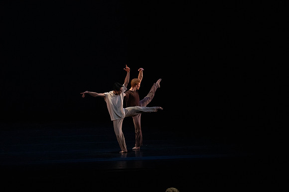 20200112_Symphonic_Dances_2cast_173A3476