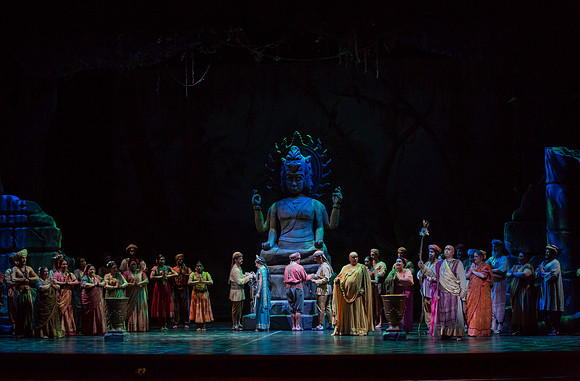 20150226_The_Pearl_Fisher_Act_39C7C2958