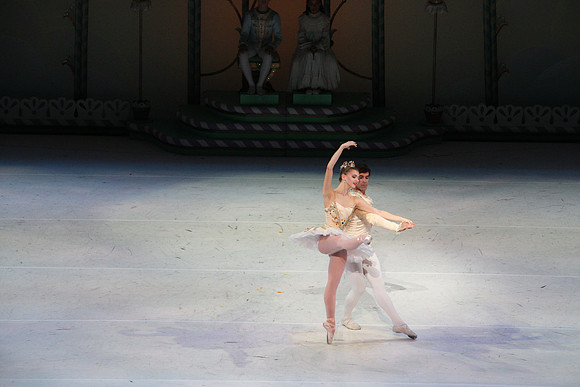 20141229_Nutcracker_WPB_PasDeDeux_CG3P2912