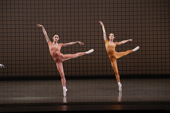 20170113_Glass_Pieces_no Makeup_DR_MCB_Arsht__73A0435