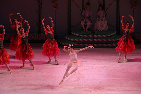 20141229_Nutcracker_WPB_Flowers__CG3P2255