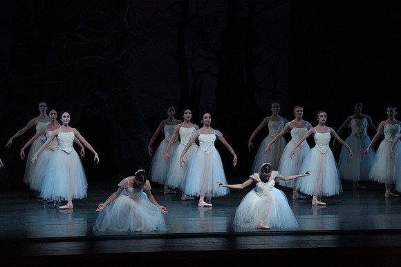 20161021_MCB_Giselle_Act2_Preformance_Arsht_9C7C0022