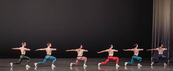 20170113_Glass_Pieces_Akhnaten_PR_MCB_Arsht_73A0988