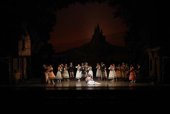20161020_MCB_Giselle_Act1_DRSH_75A0028