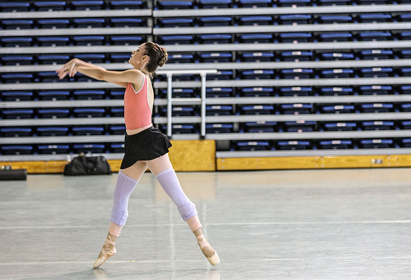 20150821_Year_of_The_Rabbit_Justin_Peck_Rehersal_075A4035