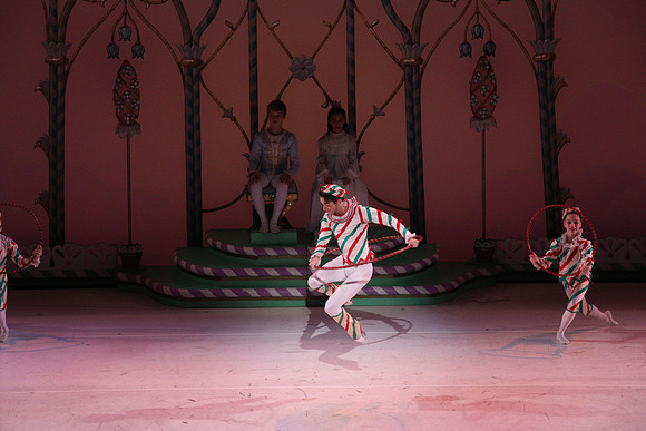 20141229_Nutcracker_WPB_Hoops_CG3P1383