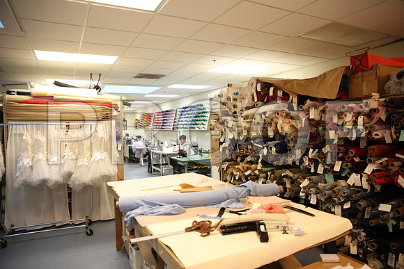20150901_Fitting_Swan_Lake_Wardrobe_IMG_6202