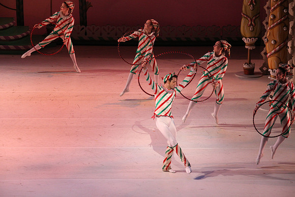 20141229_Nutcracker_WPB_Hoops_CG3P1415
