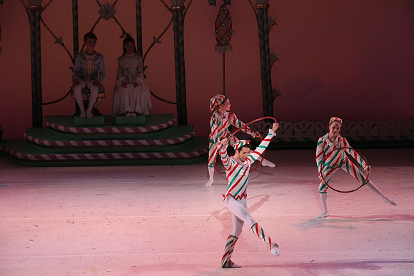 20141229_Nutcracker_WPB_Hoops_CG3P1403