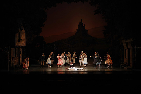 20161020_MCB_Giselle_Act1_DRSH_75A0050