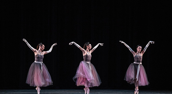 20180405_La Valse_Balanchine_Ravel__73A4197
