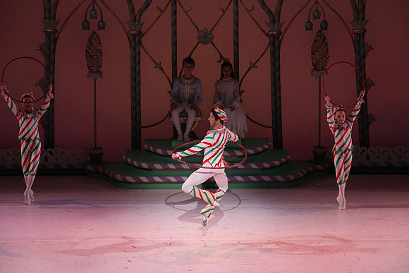 20141229_Nutcracker_WPB_Hoops_CG3P1391