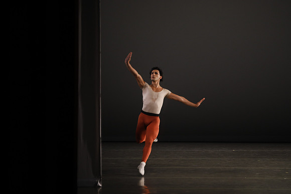 20170113_Glass_Pieces_Akhnaten_PR_MCB_Arsht_73A0681