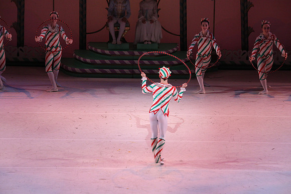 20141229_Nutcracker_WPB_Hoops_CG3P1449