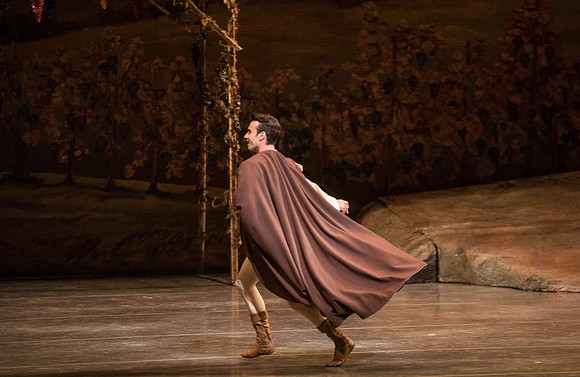 20161022_MCB_Giselle_Act1_2Cast_Tricia_Arsht_Arsht_73A5593