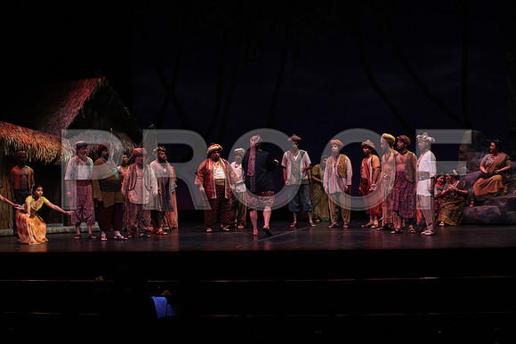 20150226_The_Pearl_Fisher_Act_29C7C0574