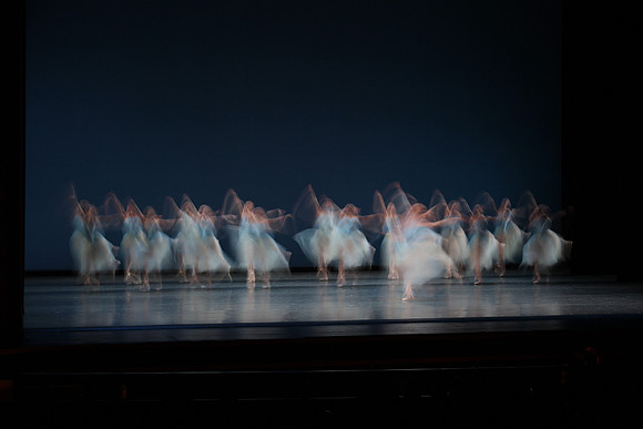 20170113_Seranade_Motion_Blur_PR_9C7C0278