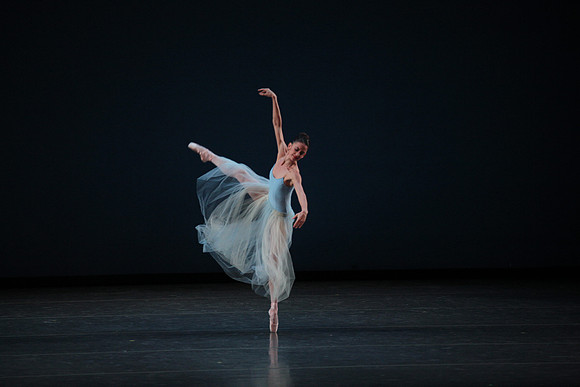 20170114_Serenade_Preformance_Tricia_Jeanette_Emily_Saturday_MCB_9C7C0110