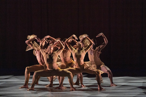 Psukhe_Alvin_Ailey_II_4297