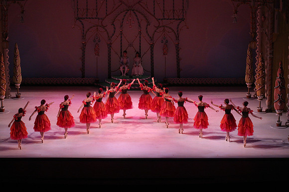 20141229_Nutcracker_WPB_Flowers__CG3P2050